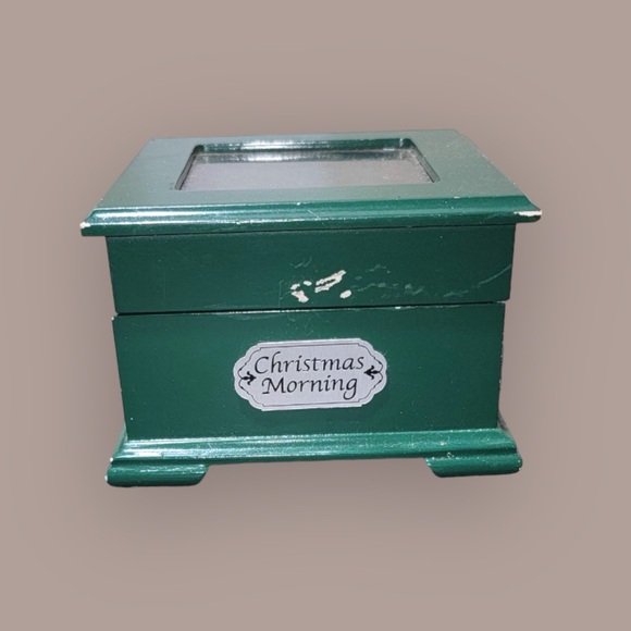 Mr. Christmas Miniature Music Box - Picture 4 of 7